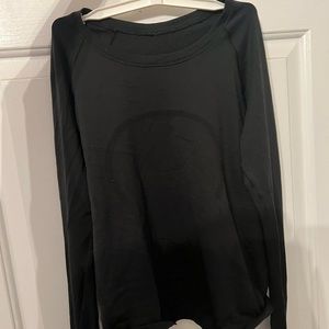 Lululemon long sleeve swiftly tech